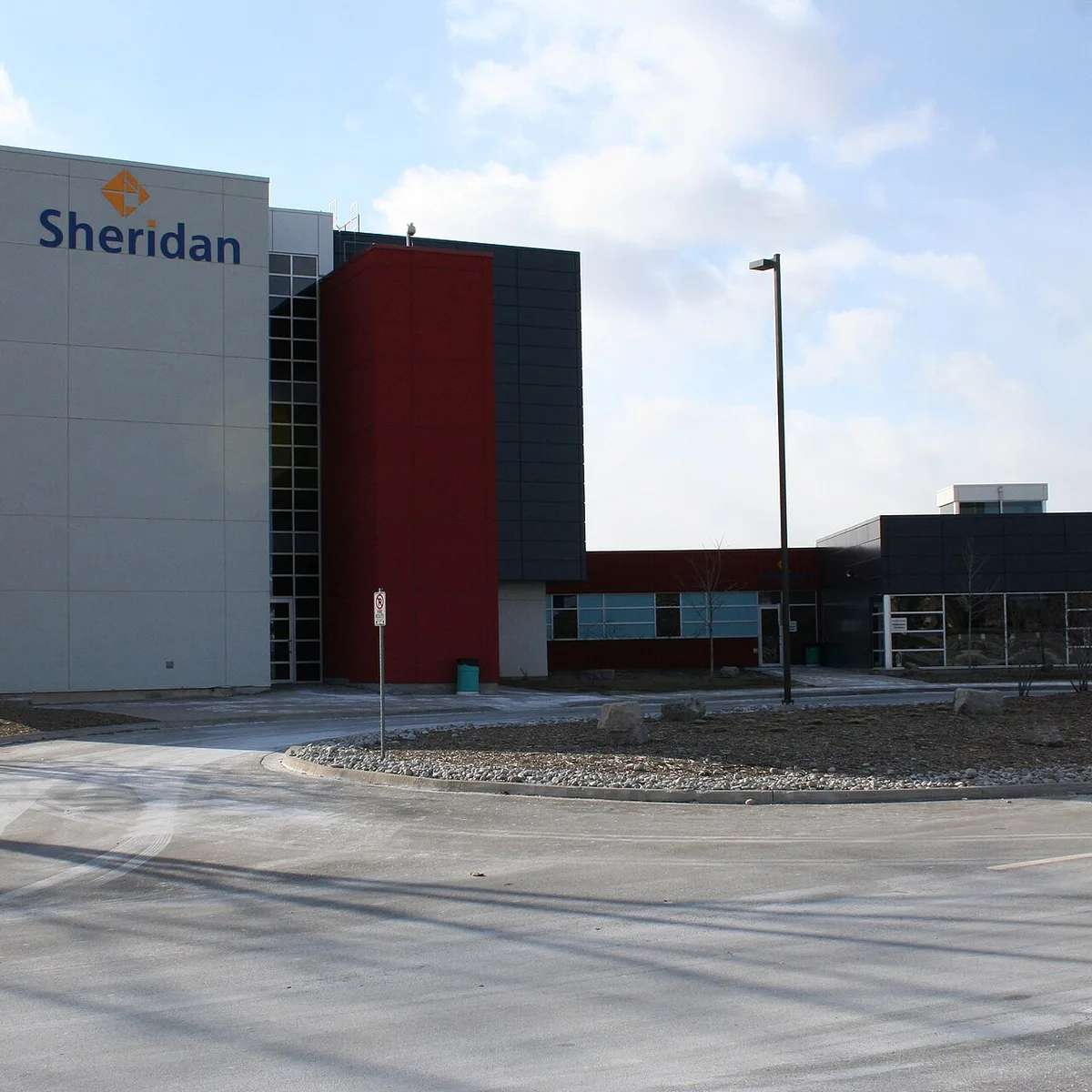 Sheridan College Trafalgar Campus building in College Park, Oakville