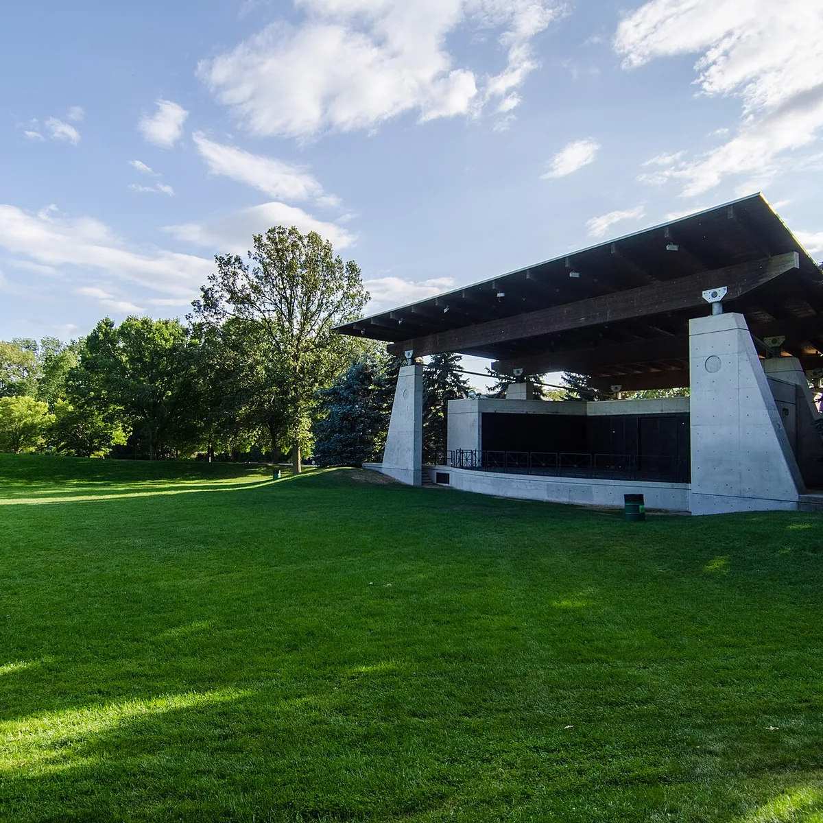 Outdoor bandshell and green space at Coronation Park in Oakville